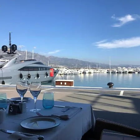 2 Bedroom Puerto Banus Flat With Balcony And Swimming Pool