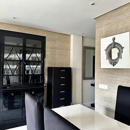 2 Bedroom Puerto Banus Flat With Balcony And Swimming Pool Apartment